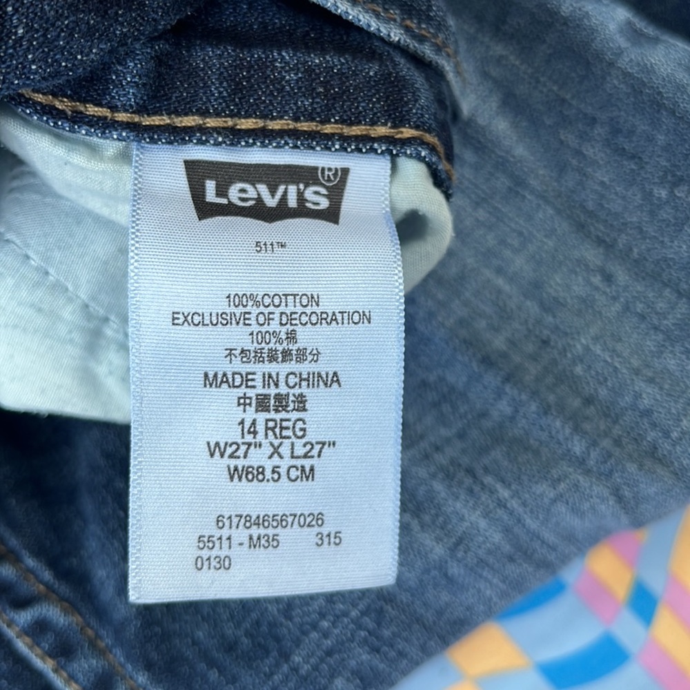 LEVIS JEANS - Picture 2 of 4